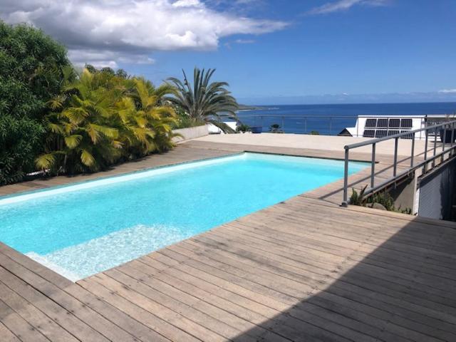 Au Claire De L'Eau Apartment Saint-Leu Luaran gambar
