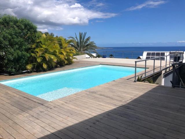 Au Claire De L'Eau Apartment Saint-Leu Luaran gambar